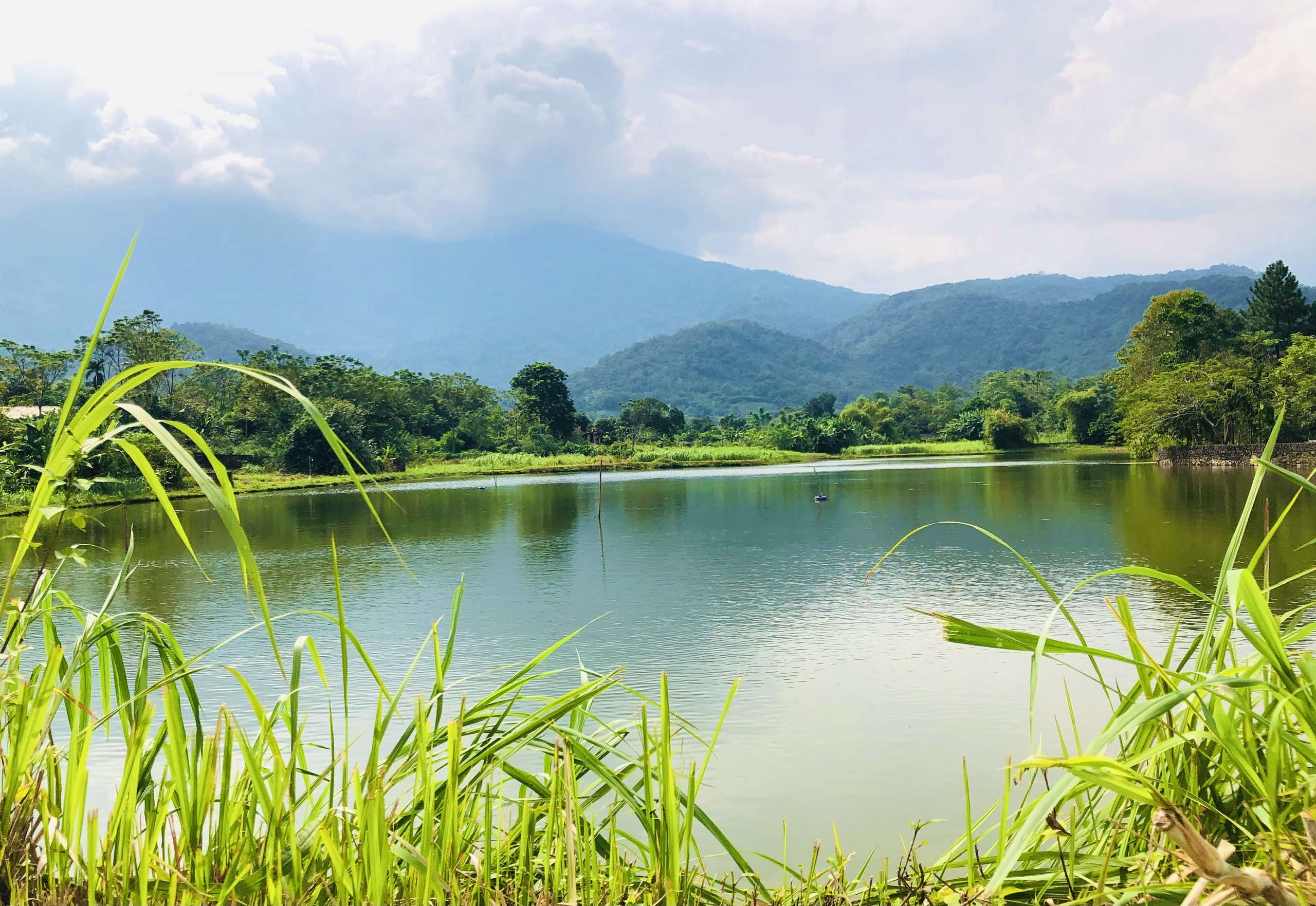 mảnh đất view hồ tại xã vân hòa, huyên ba vì