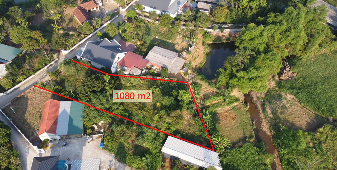 lô view cánh đồng, bám suối thế đất cao 1080 m2