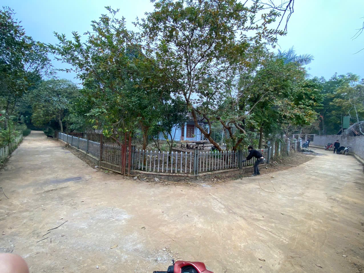 căn nhà vườn rộng 629m2 có nhà, vườn ao cực xinh