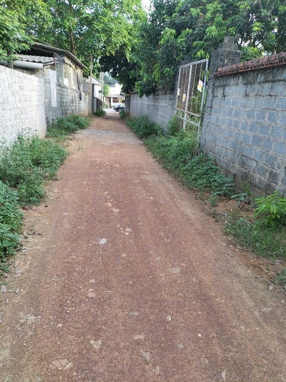 lô đất 900m2 có 500m2 thổ cư rất gần DT87