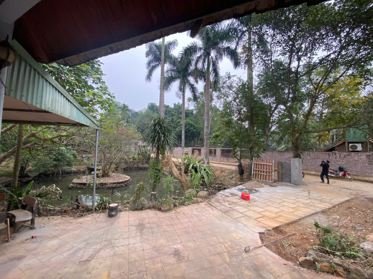 căn nhà vườn rộng 629m2 có nhà, vườn ao cực xinh