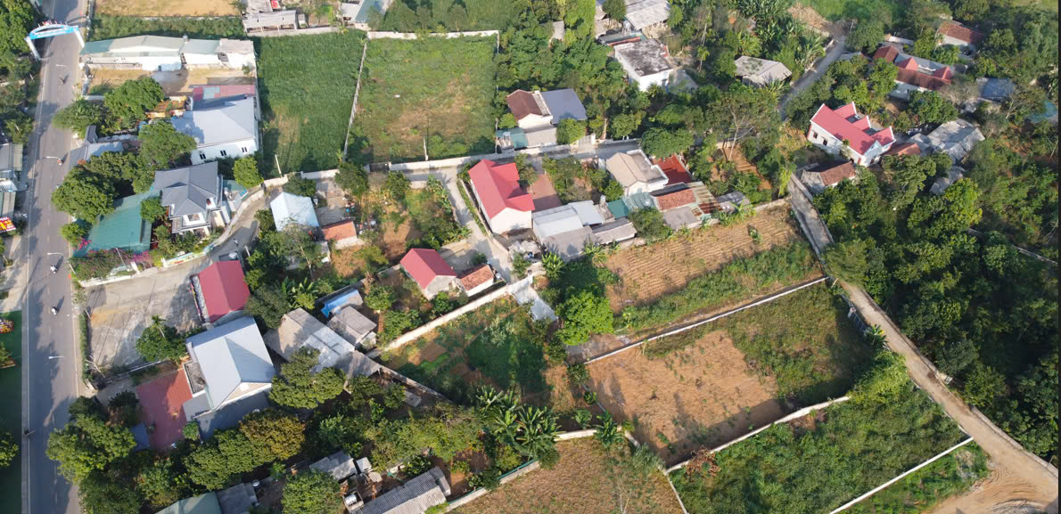 bán 3 lô đất gần Hồ diện tích 1000m2 tại xã Vân Hòa