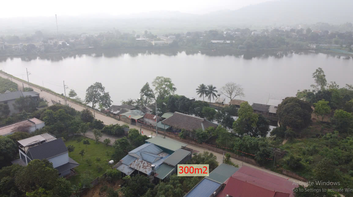 bán lô đất 300m2 view hồ cực hiếm tại Vân Hòa, Ba Vì