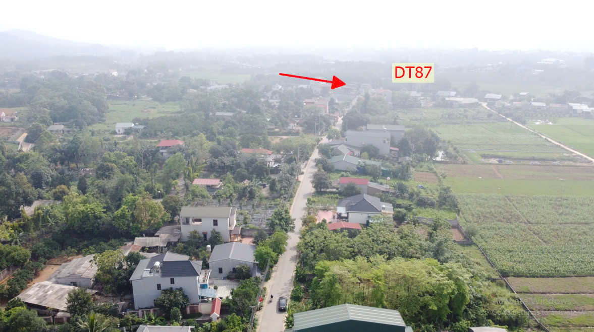 8m mặt tiền, 400m2 đất mặt đường nhựa đi Ủy ban xã Yên Bài