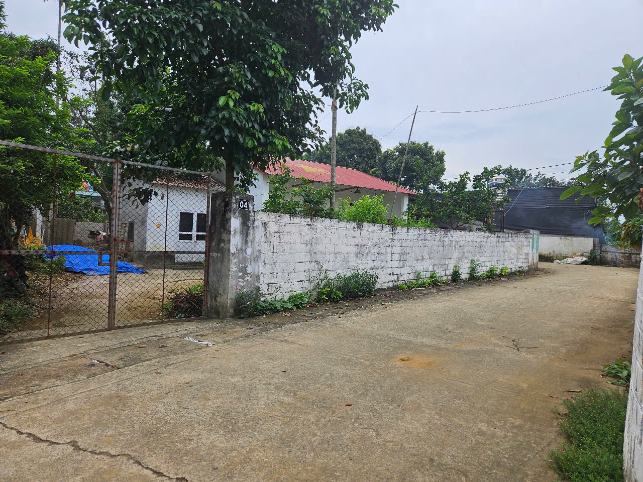 560M2 đất cây lâu năm, 3 mặt tiền, gần DT87 giá 5 tỷ