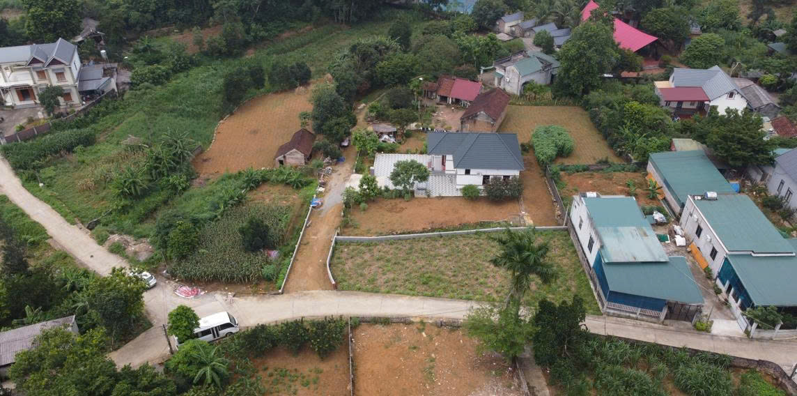 bán lô đất 432m2 gần cổng VQG Ba Vì, mặt tiền rộng