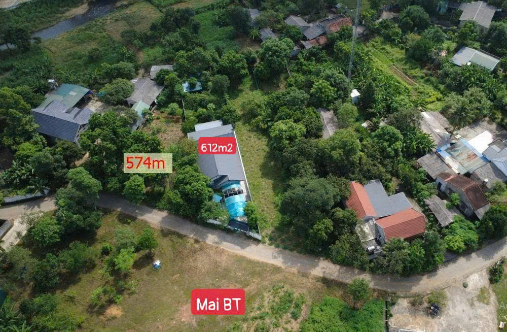 612m2 gần DT87, có sẵn nhà, ngõ thông giá 5,5 tỷ 612m2 gần DT87, có sẵn nhà, ngõ thông giá 5,5 tỷ